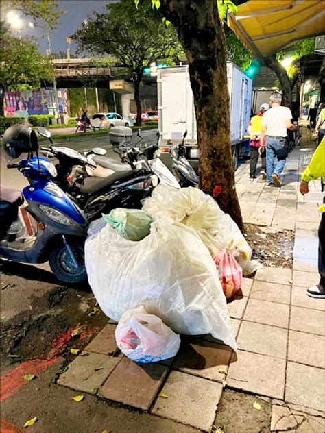 亂丟家庭垃圾|亂丟垃圾罰單3600元起跳 8/15起北市7大環境違規罰則。